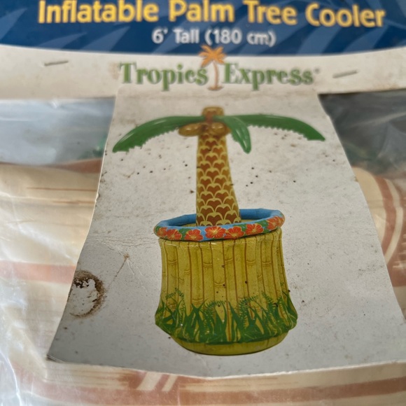 6 foot tall inflatable palm tree wine or beer or soda cooler! - Picture 3 of 5